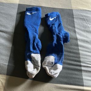 blue and white nike elite socks